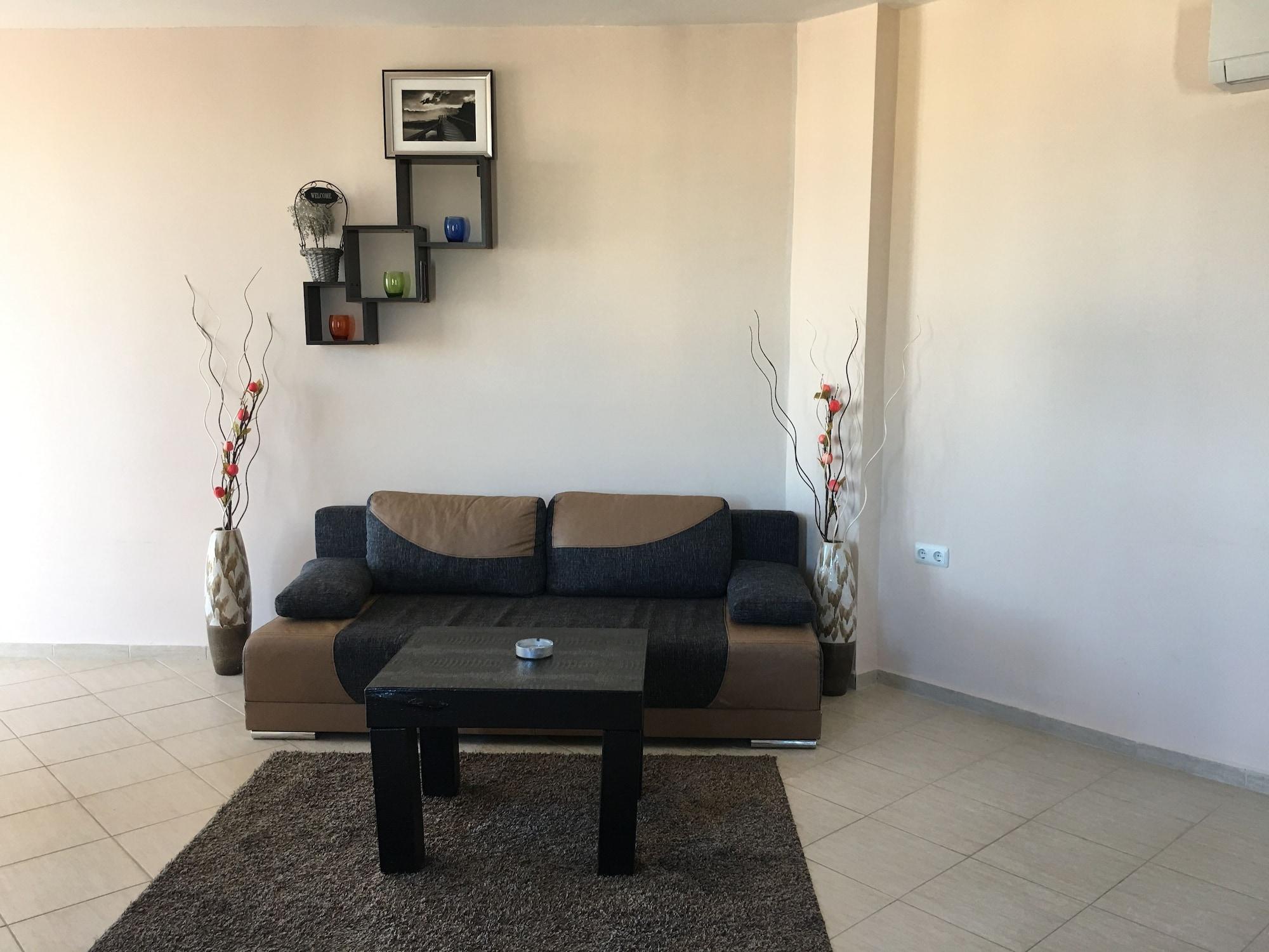 פומורי Beach Aparthotel Salt Lake מראה חיצוני תמונה