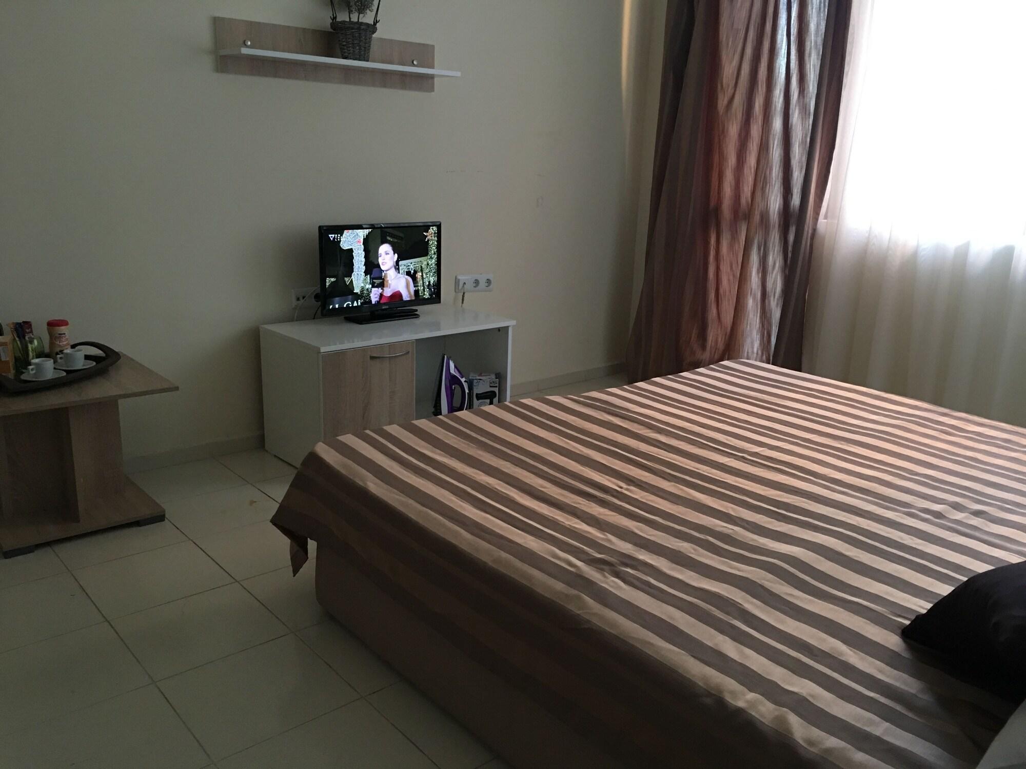 פומורי Beach Aparthotel Salt Lake מראה חיצוני תמונה