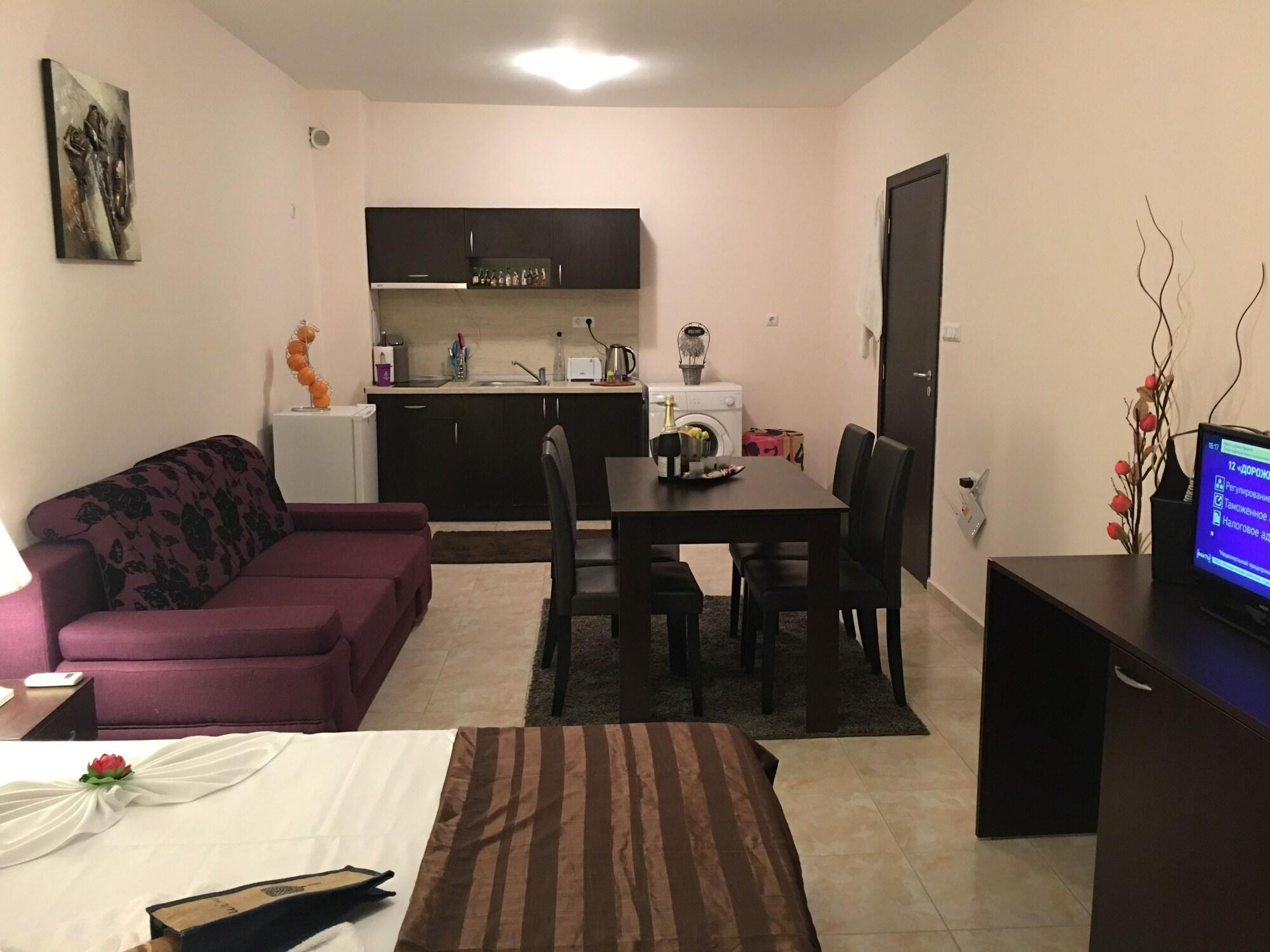 פומורי Beach Aparthotel Salt Lake מראה חיצוני תמונה