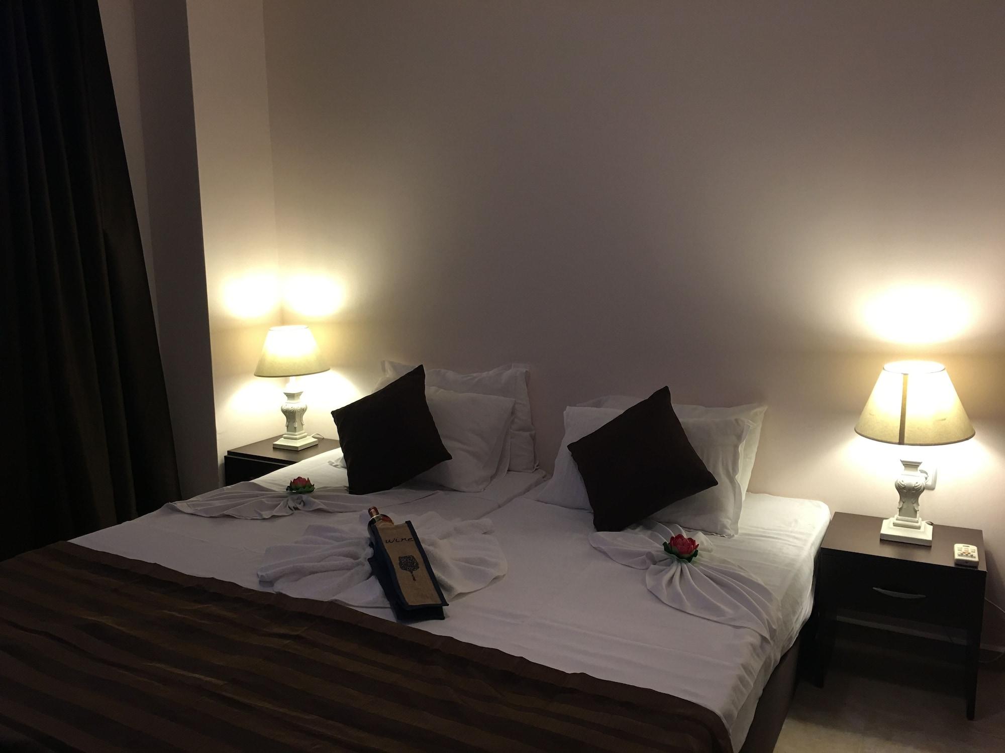 פומורי Beach Aparthotel Salt Lake מראה חיצוני תמונה