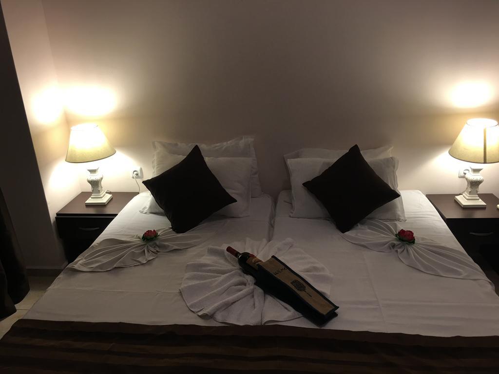 פומורי Beach Aparthotel Salt Lake מראה חיצוני תמונה